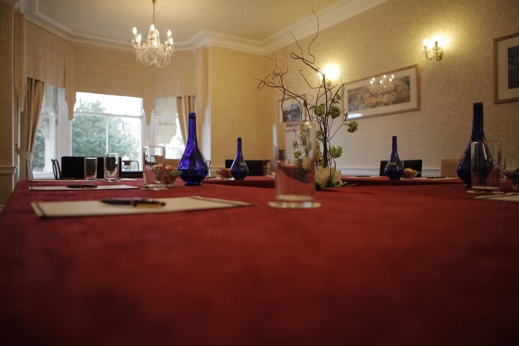 The Red Lea Hotel Scarborough Bagian luar foto
